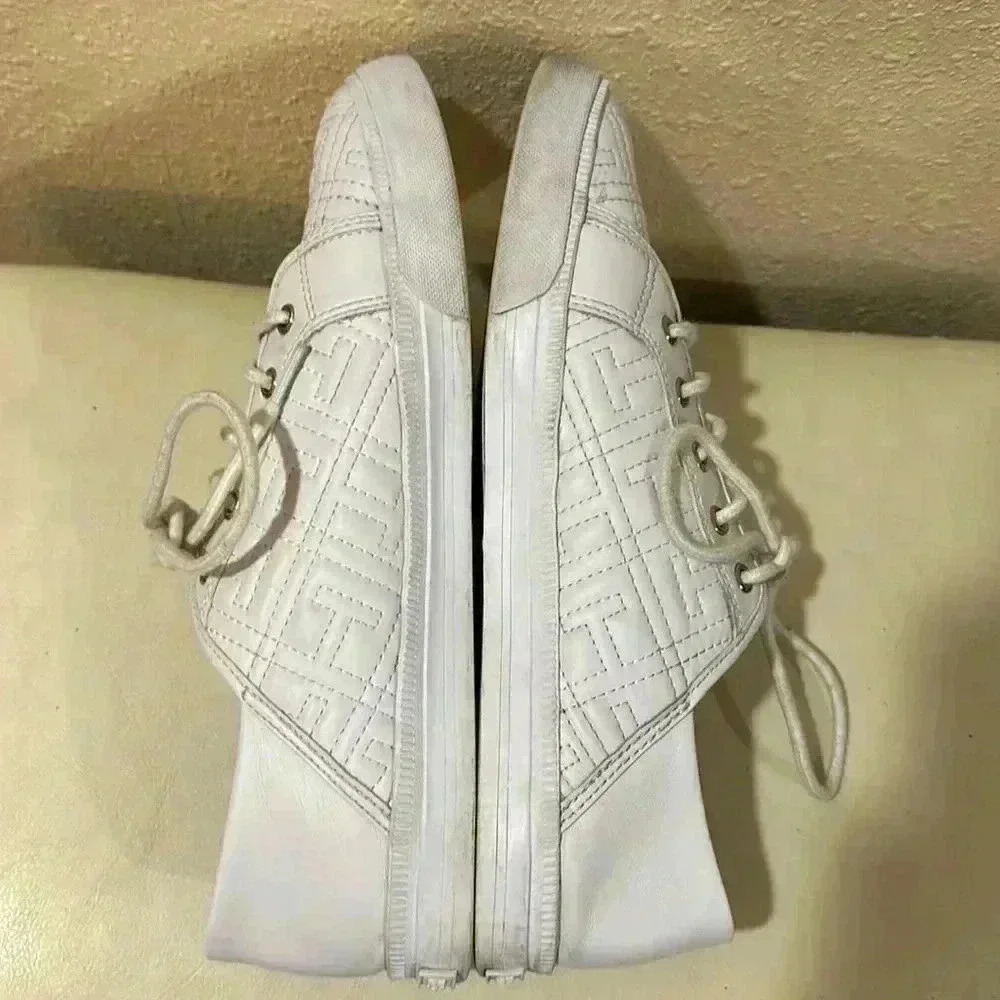Tommy Hilfiger fashion sneakers size 9 1/2 - Picture 3 of 6